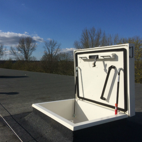 Staka Roof hatch